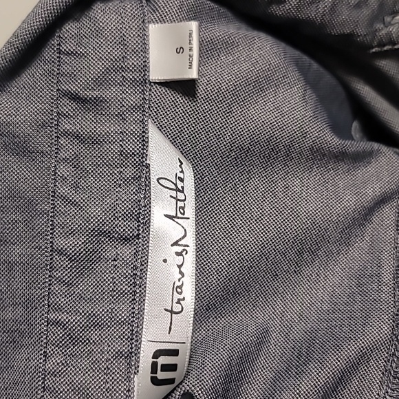 Travis Mathew Polo Shirt Mens Small Gray Short Sleeve Logo Golf Casual Outdoors - Picture 9 of 10